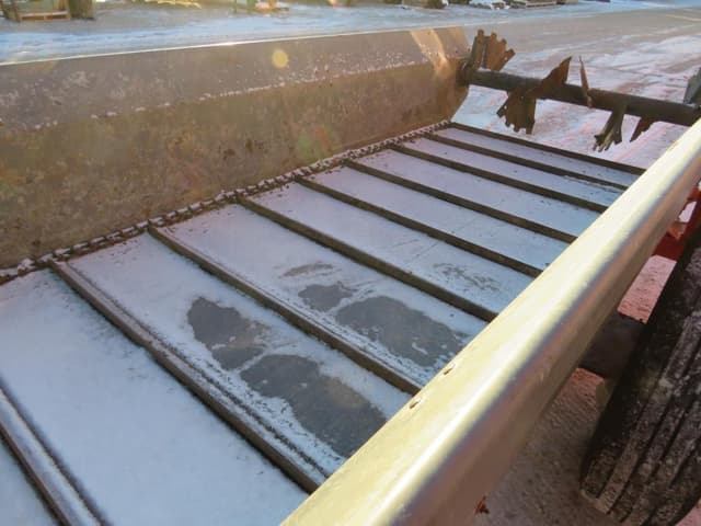 Image of AGCO 3726 equipment image 3