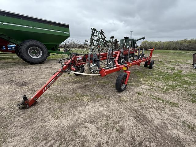 Image of AGCO 3986 equipment image 1