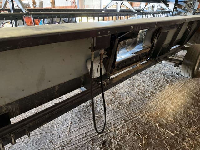 Image of AGCO 500 equipment image 4