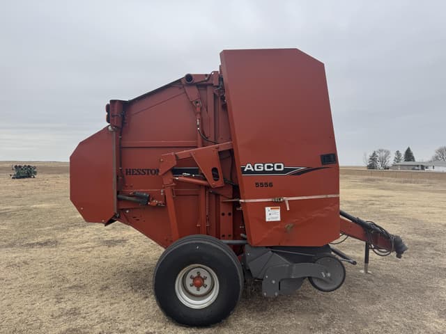 Image of AGCO 5556 equipment image 1