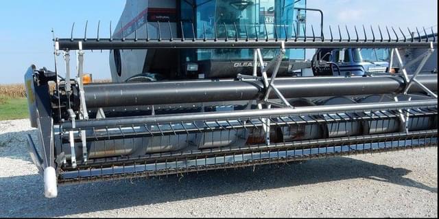 Image of AGCO 8000 equipment image 3