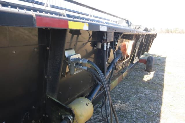 Image of AGCO 8000 equipment image 4