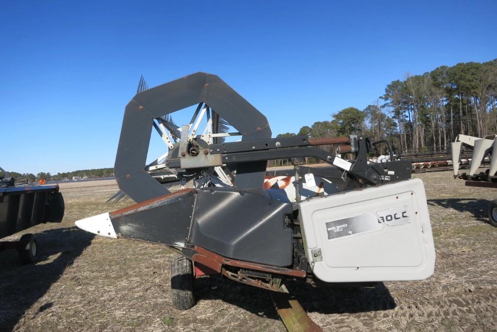 AGCO 8000 Equipment Image0