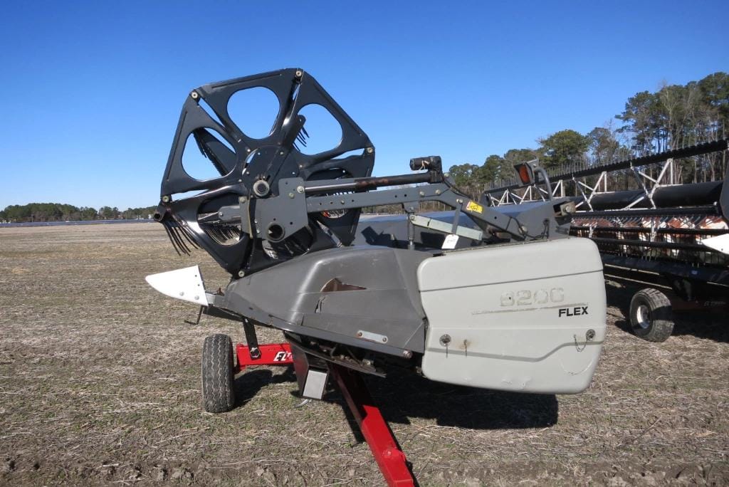 AGCO 8200 Equipment Image0