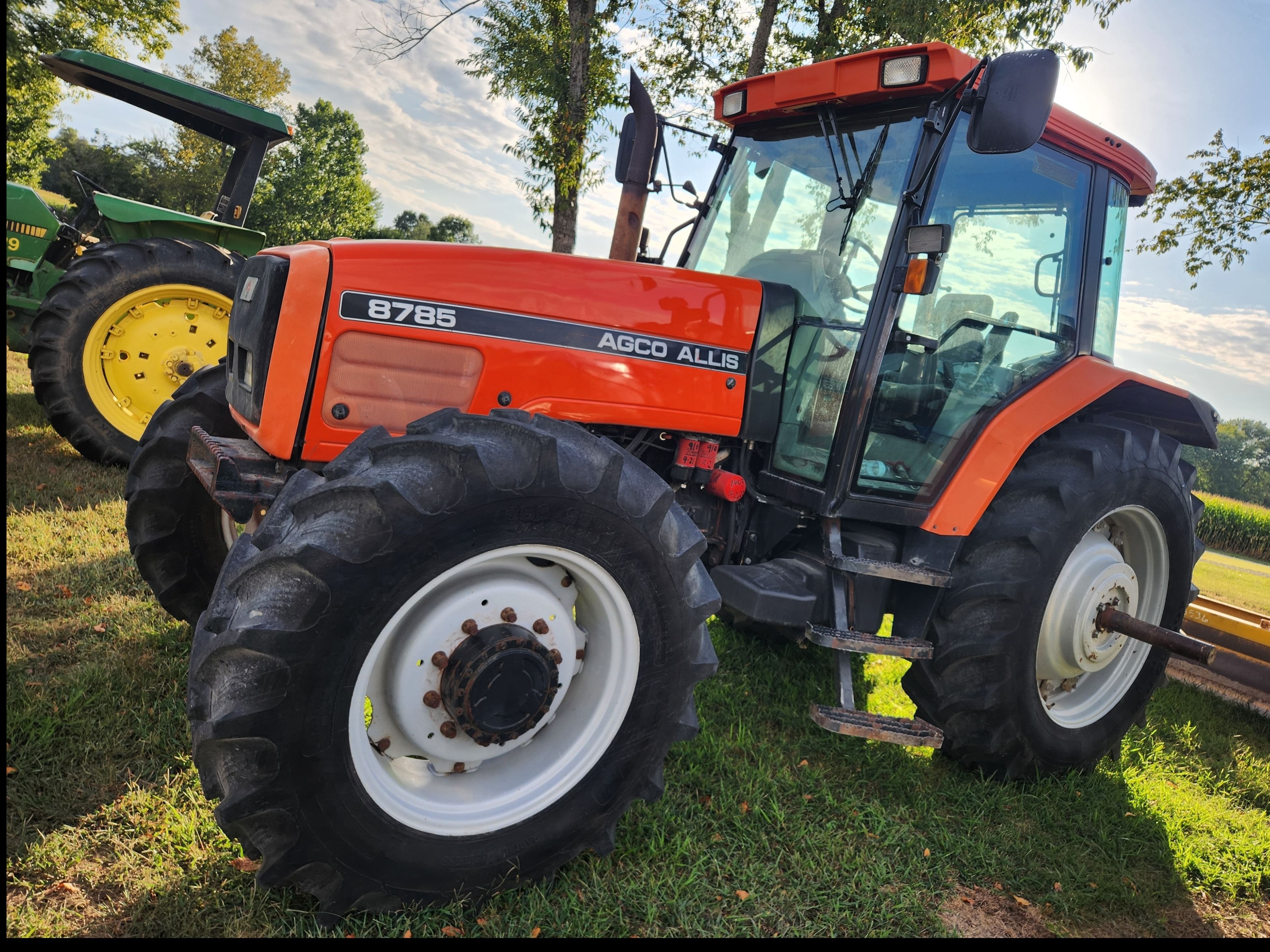 AGCO Allis 8785 Equipment Image0