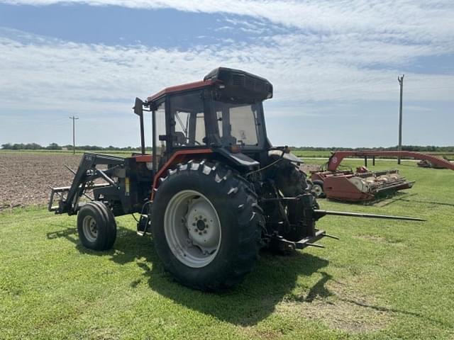 Image of AGCO Allis 6690 equipment image 3
