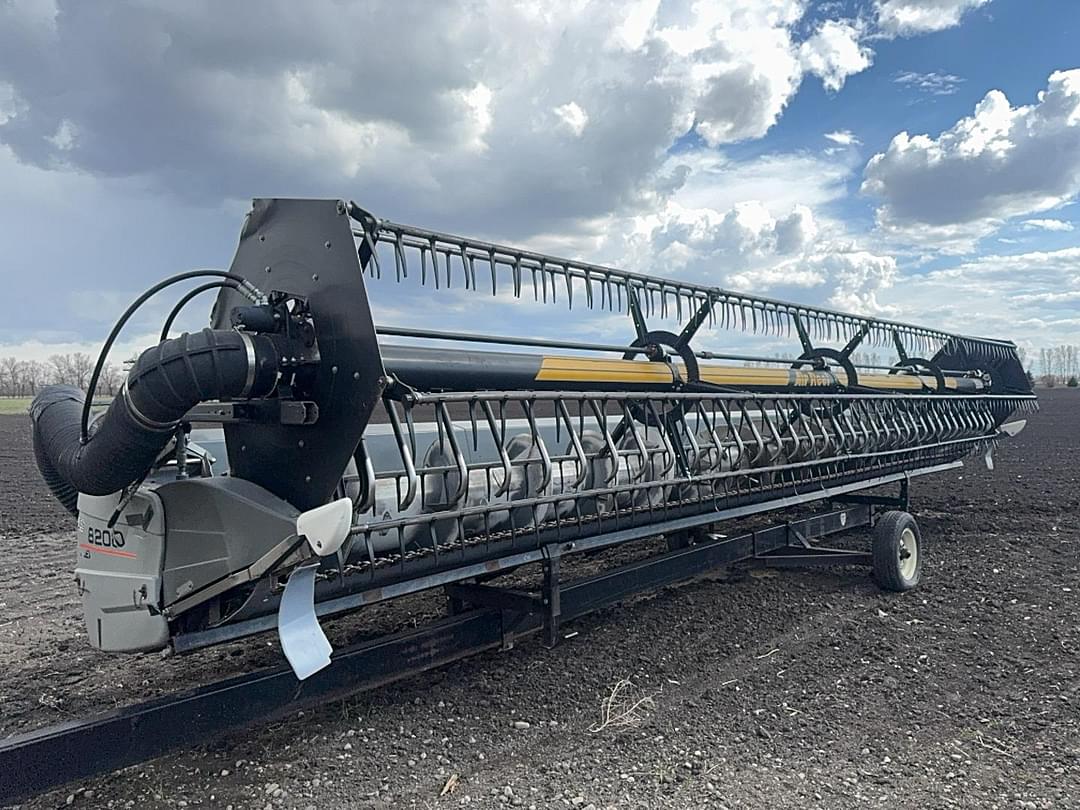 Image of Gleaner 8200 Primary image