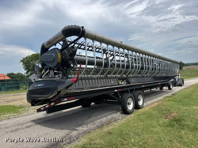 Image of Gleaner 9335 equipment image 2