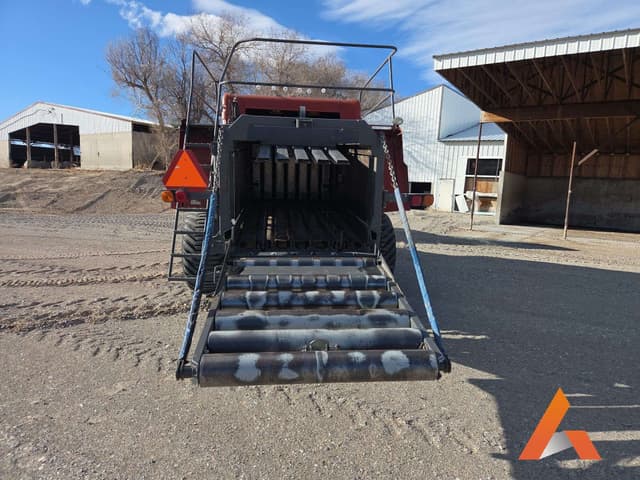 Image of Hesston 7434 equipment image 3