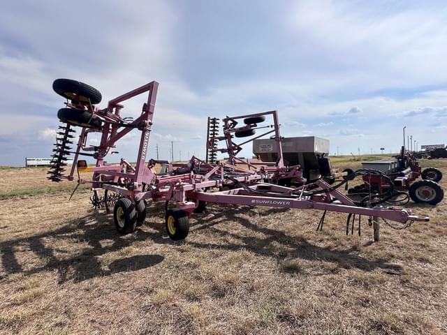 Image of AGCO 3040-28 equipment image 1