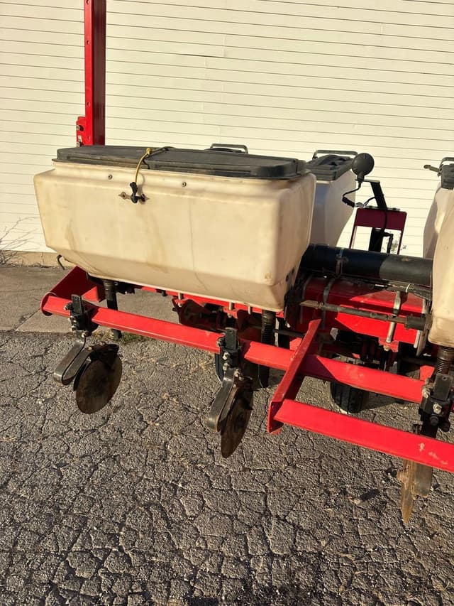 Image of AGCO 8100 equipment image 4