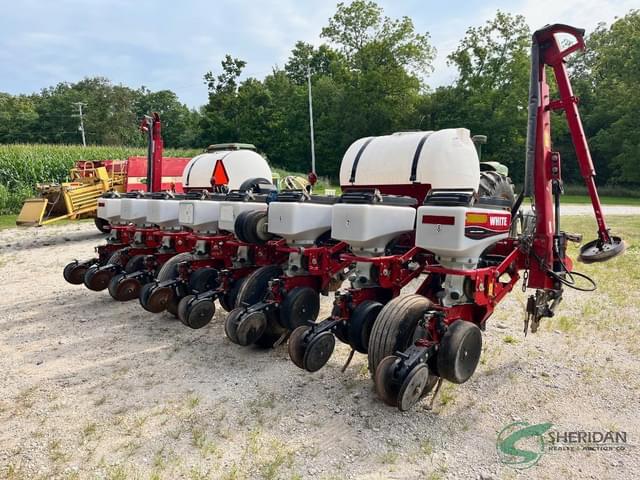Image of AGCO White 8108 equipment image 2