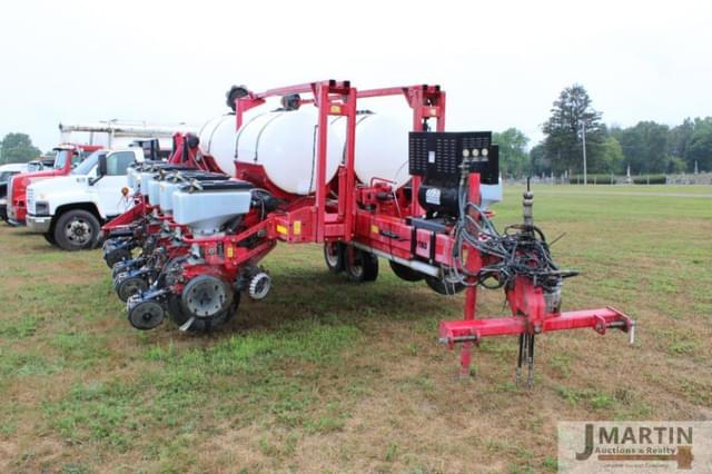 Image of White 8180 equipment image 1