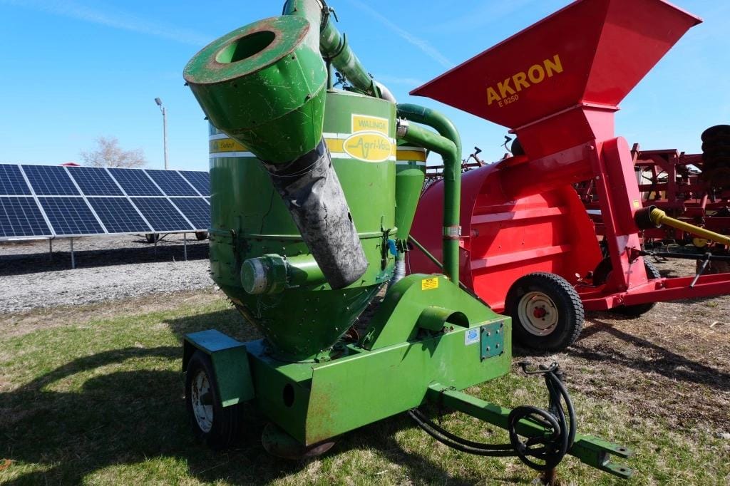 Agri-Vac 614 Equipment Image0