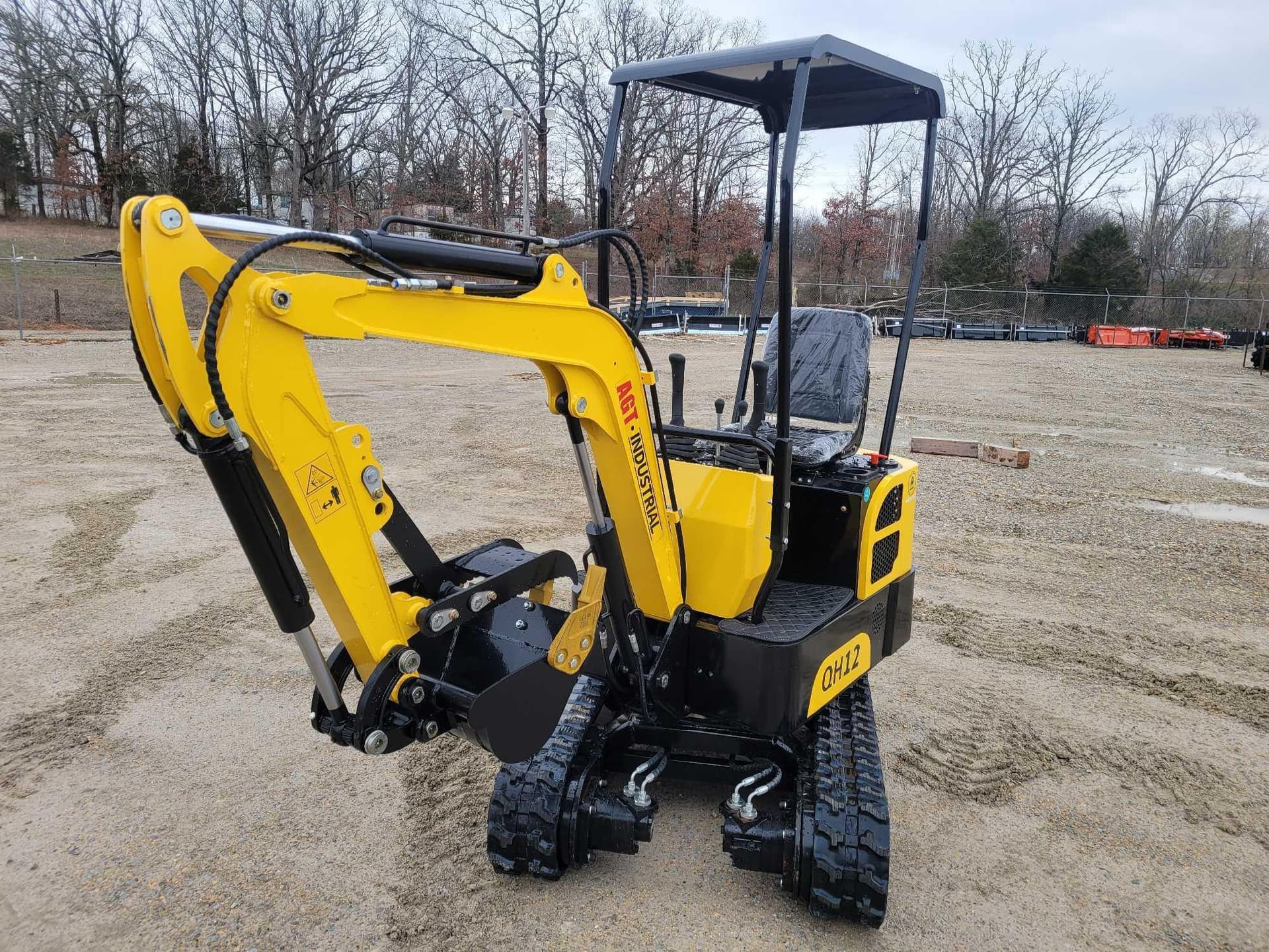 2022 AGROTK QH12 Construction Compact Excavators for Sale Tractor Zoom