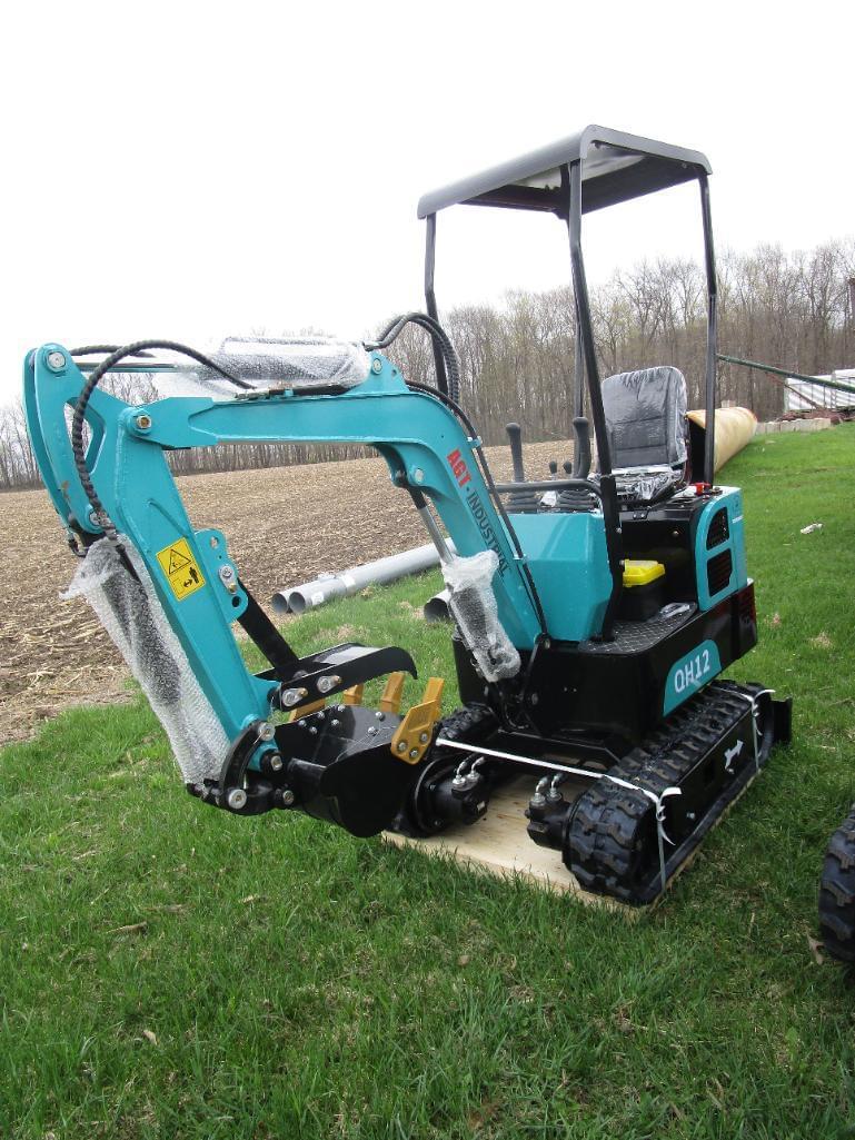 AGROTK QH12 Construction Compact Excavators for Sale Tractor Zoom