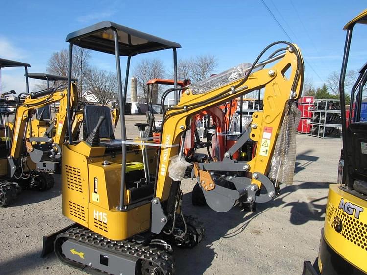 AGT Industrial H15 Construction Compact Excavators for Sale | Tractor Zoom