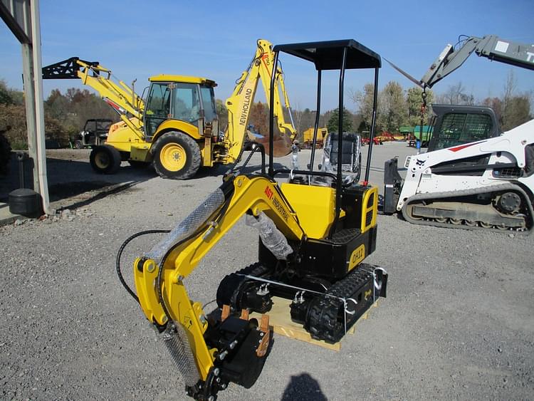 AGROTK QH12 Construction Compact Excavators for Sale | Tractor Zoom