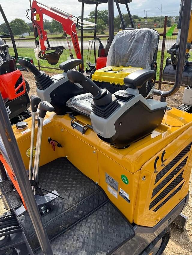 Image of AGT Industrial MX20R equipment image 3
