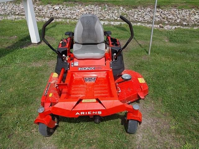 Image of Ariens Ikon X52 equipment image 1