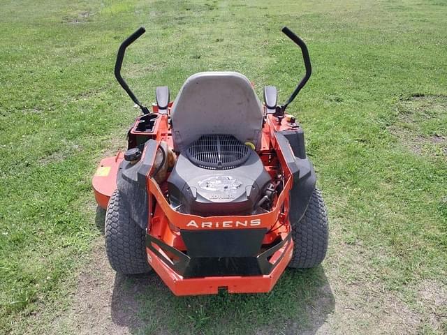 Image of Ariens Ikon X52 equipment image 3