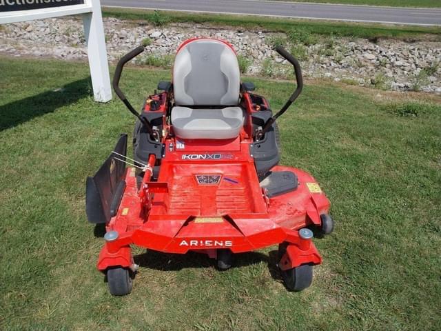 Image of Ariens Ikon XD52 equipment image 1