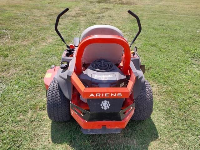 Image of Ariens Ikon XD52 equipment image 3