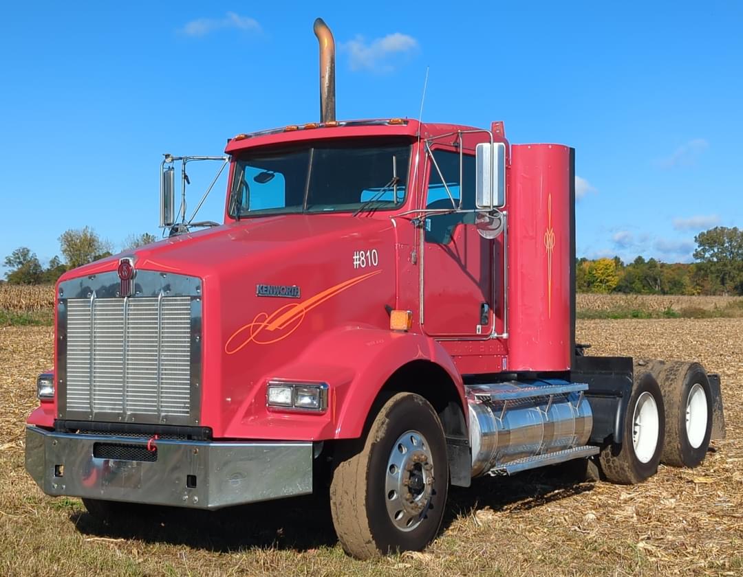 Image of Kenworth T800 Primary image