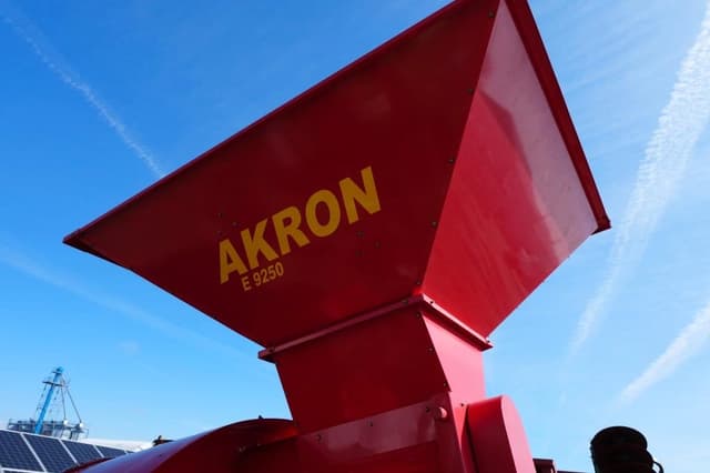 Image of Akron E9250 equipment image 1