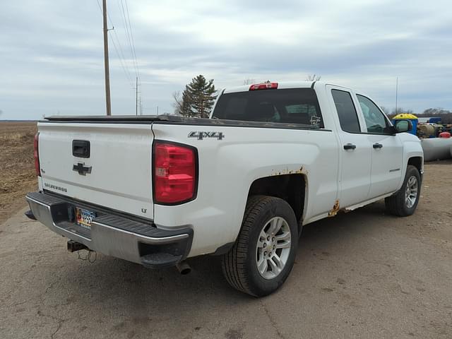 Image of Chevrolet Silverado equipment image 2