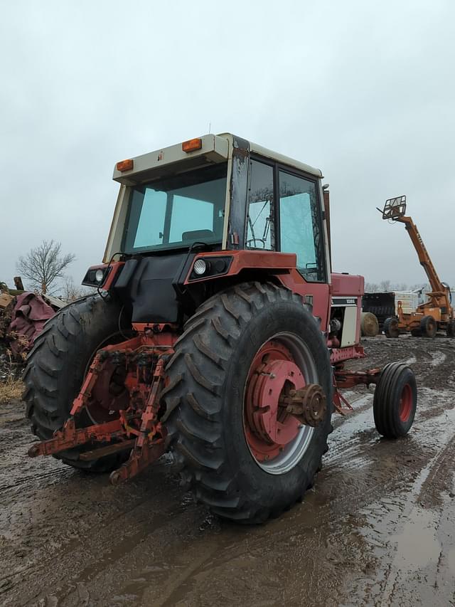 Image of International Harvester 1086 equipment image 3