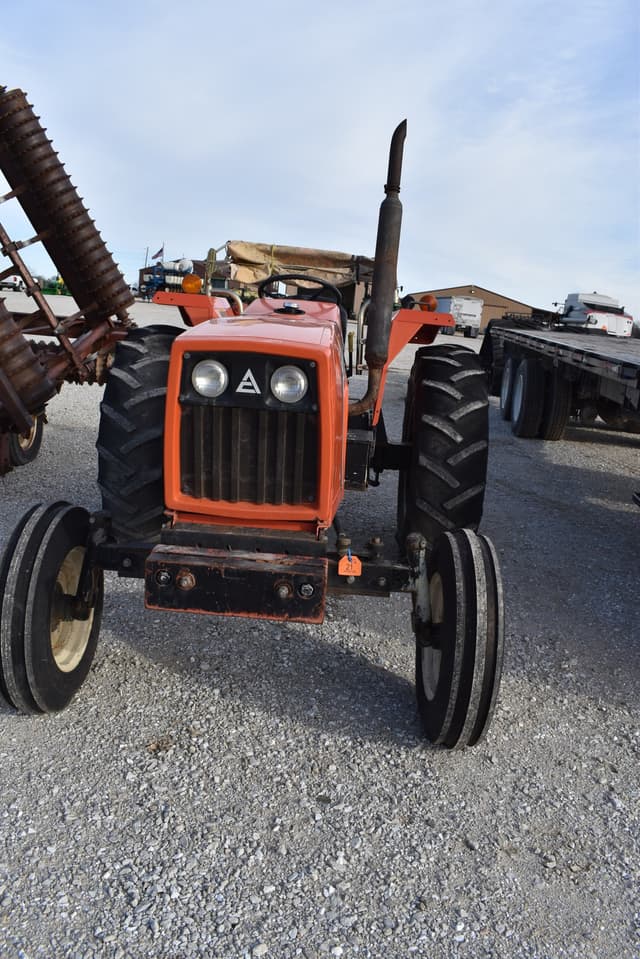Image of Allis Chalmers 6140 equipment image 1