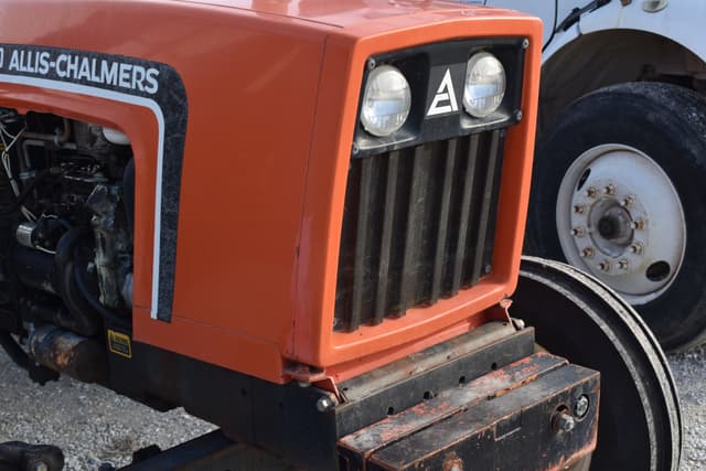 Image of Allis Chalmers 6140 equipment image 3