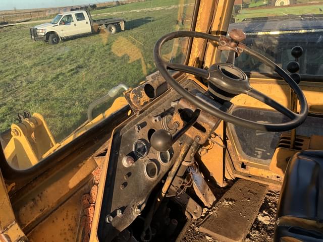 Image of Allis Chalmers 645B equipment image 3