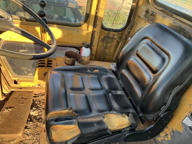 Image of Allis Chalmers 645B equipment image 4