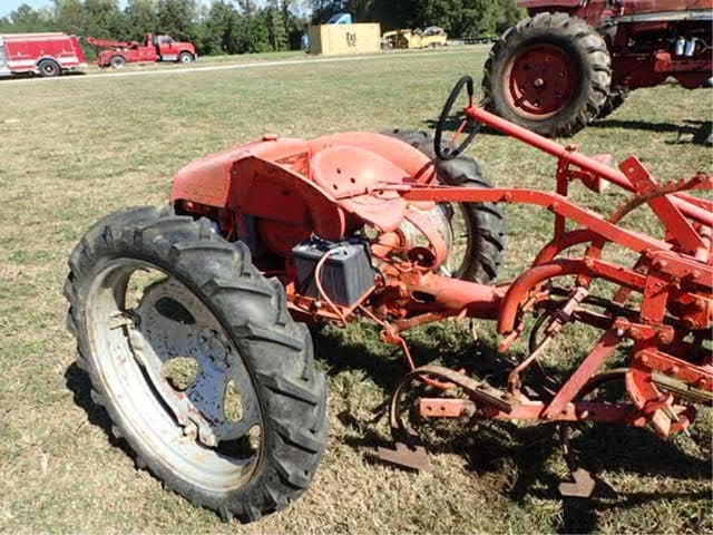 Image of Allis Chalmers G equipment image 4