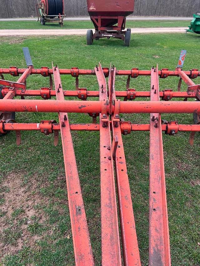 Image of Allis Chalmers 1200 equipment image 2