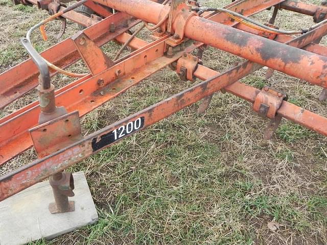 Image of Allis Chalmers 1200 equipment image 4