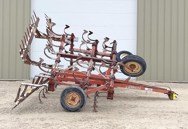 Image of Allis Chalmers 1200 equipment image 2