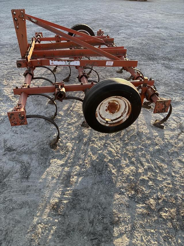 Image of Allis Chalmers 1200 equipment image 3