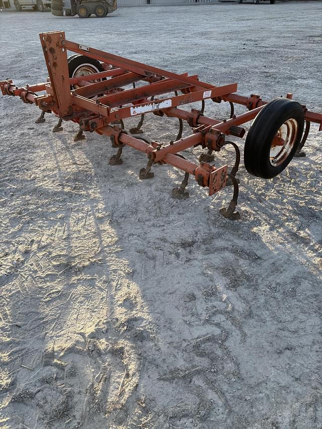 Image of Allis Chalmers 1200 equipment image 2