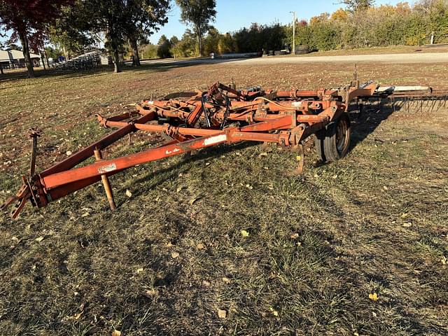 Image of Allis Chalmers 1200 equipment image 2