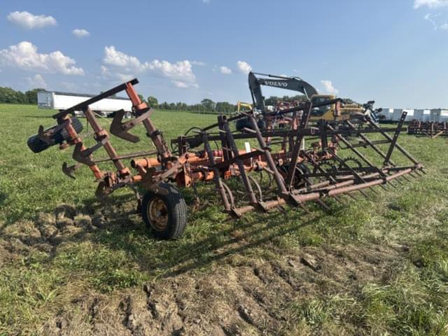 Image of Allis Chalmers 1200 equipment image 1