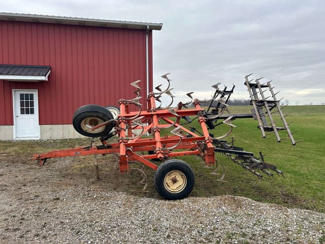 Image of Allis Chalmers 1200 equipment image 1