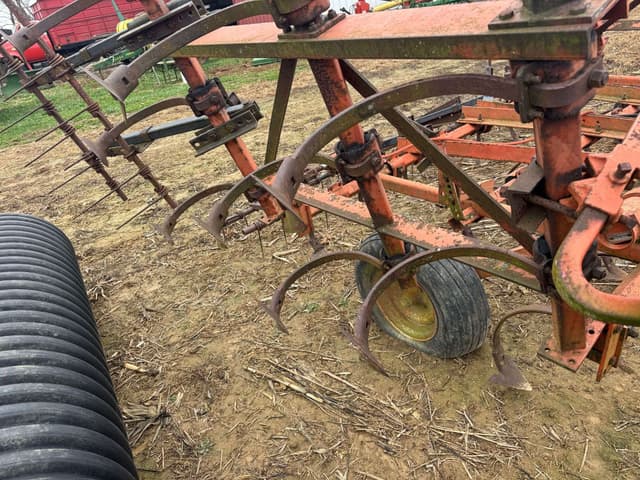 Image of Allis Chalmers 1200 equipment image 2