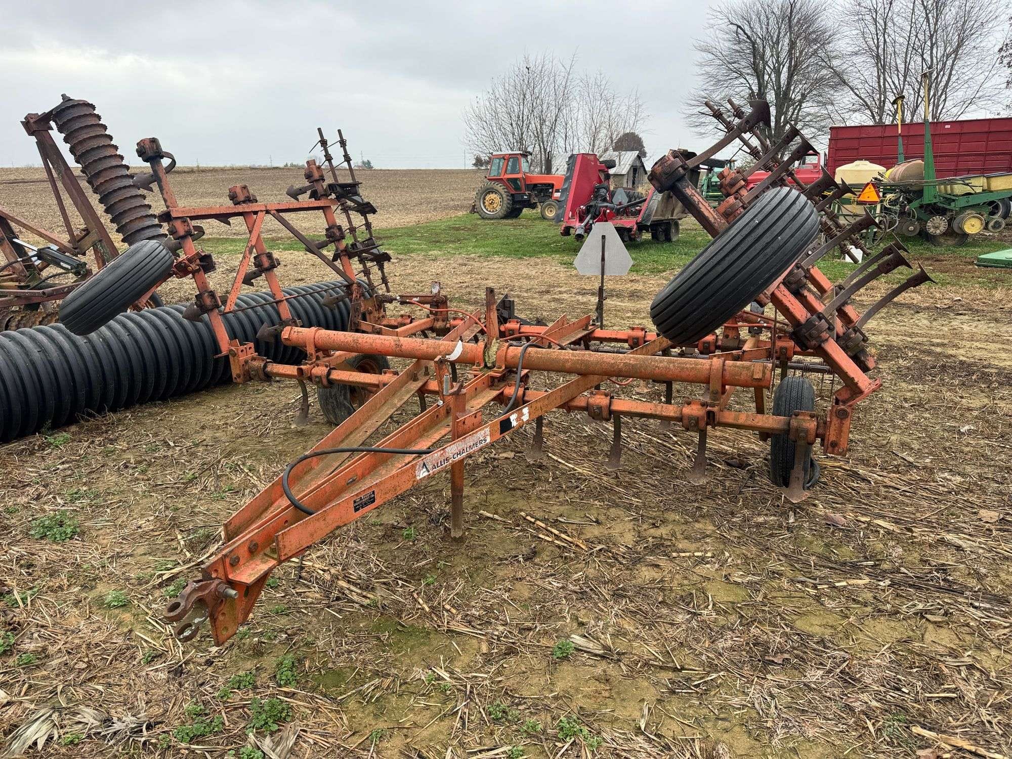 Allis Chalmers 1200 Equipment Image0