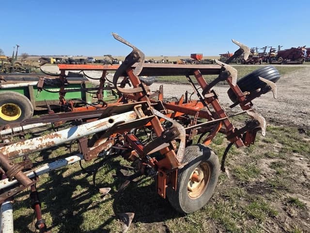 Image of Allis Chalmers 1200 equipment image 4