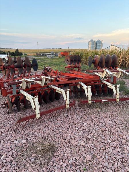 Image of Allis Chalmers 2300 equipment image 3