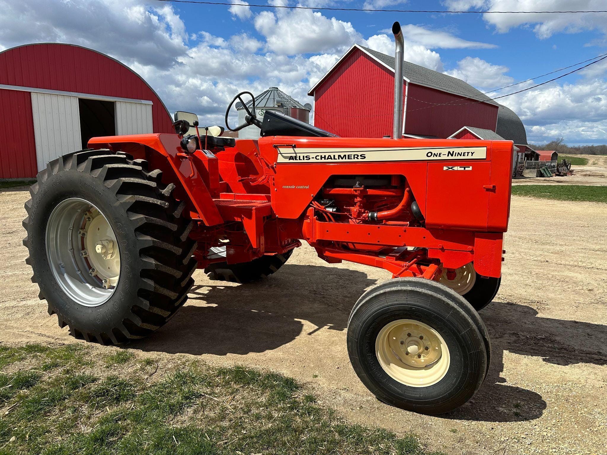 Main image Allis Chalmers 190XT