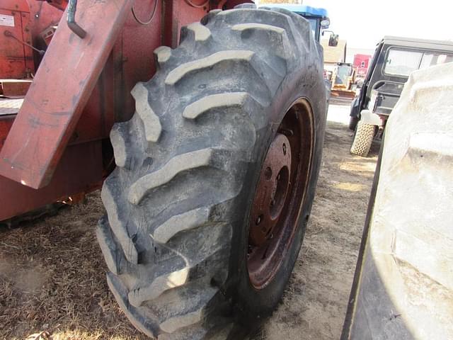 Image of Allis Chalmers 190XT equipment image 4